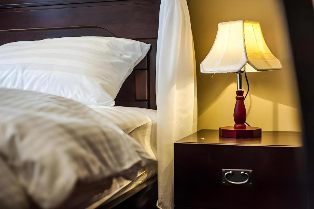 Armenian Suite Hotel Джордж Таун Екстериор снимка