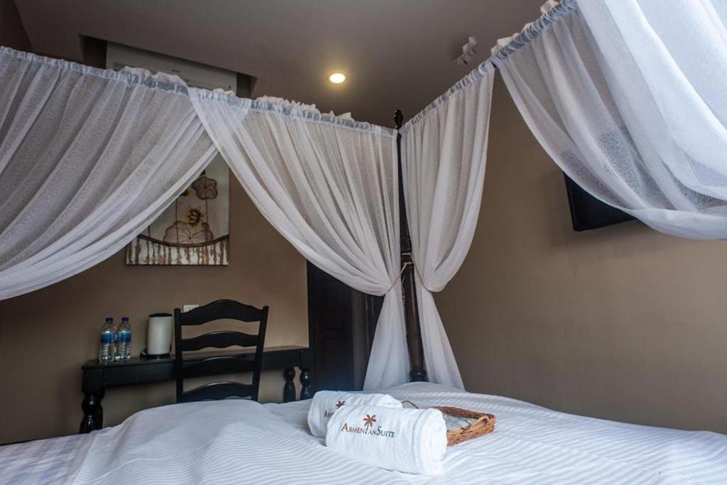 Armenian Suite Hotel Джордж Таун Екстериор снимка